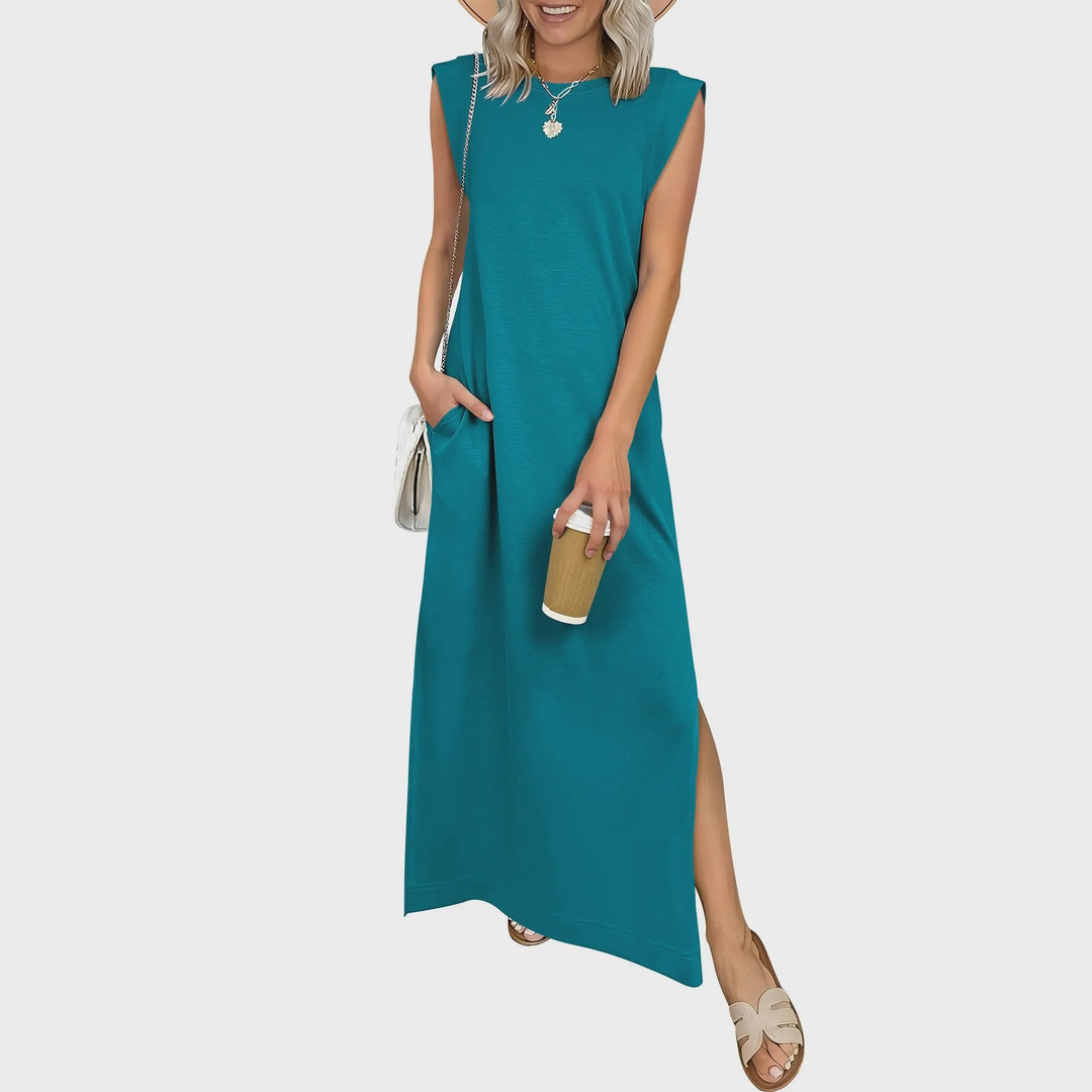 Solastara | Casual Crew  Neck Sleeveless Maxi Dress
