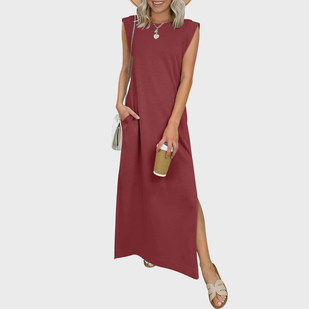 Solastara | Casual Crew  Neck Sleeveless Maxi Dress